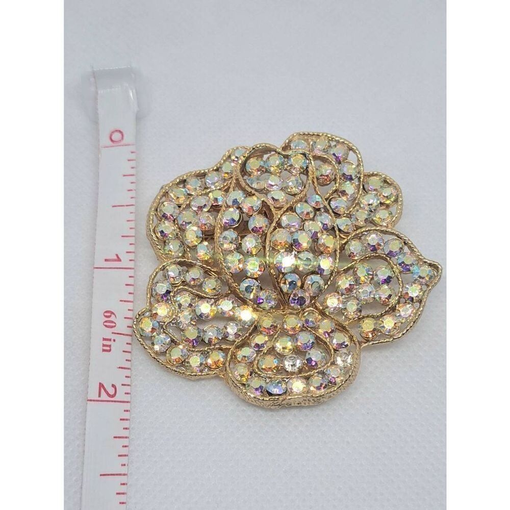 Vintage Weiss Aurora Borealis Brooch - Picture 2 of 6